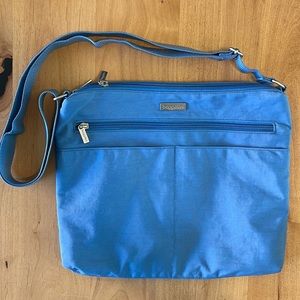 Blue Adjustable Crossbody Baggalini bag purse